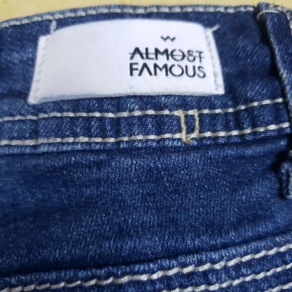 Almost Famous Juniors Blue Jean Shorts Size 3 | Low-Rise Distressed Denim - Picture 4 of 8